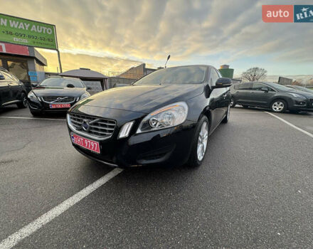 Черный Вольво B60, объемом двигателя 1.98 л и пробегом 235 тыс. км за 13000 $, фото 46 на Automoto.ua