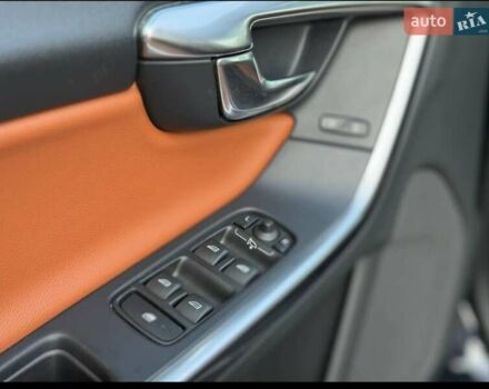 Черный Вольво B60, объемом двигателя 1.99 л и пробегом 225 тыс. км за 13300 $, фото 28 на Automoto.ua