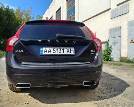 Черный Вольво B60, объемом двигателя 2.4 л и пробегом 235 тыс. км за 13200 $, фото 2 на Automoto.ua