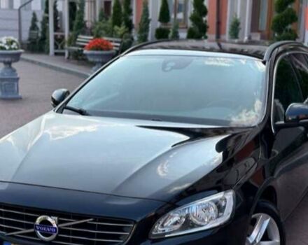 Черный Вольво B60, объемом двигателя 1.99 л и пробегом 225 тыс. км за 13300 $, фото 3 на Automoto.ua