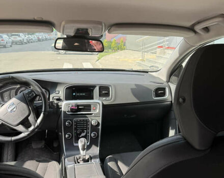 Чорний Вольво B60, об'ємом двигуна 2 л та пробігом 242 тис. км за 12300 $, фото 8 на Automoto.ua