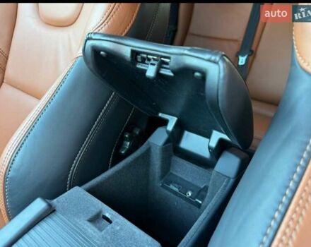 Черный Вольво B60, объемом двигателя 1.99 л и пробегом 225 тыс. км за 13300 $, фото 19 на Automoto.ua