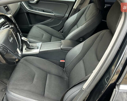 Черный Вольво B60, объемом двигателя 1.6 л и пробегом 270 тыс. км за 9600 $, фото 11 на Automoto.ua