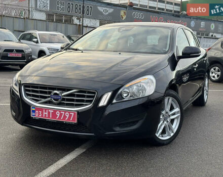 Черный Вольво B60, объемом двигателя 1.98 л и пробегом 235 тыс. км за 13000 $, фото 9 на Automoto.ua