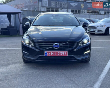 Чорний Вольво B60, об'ємом двигуна 2.4 л та пробігом 246 тис. км за 15000 $, фото 1 на Automoto.ua