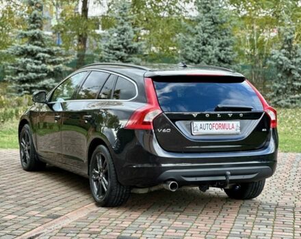 Черный Вольво B60, объемом двигателя 1.6 л и пробегом 244 тыс. км за 11990 $, фото 3 на Automoto.ua