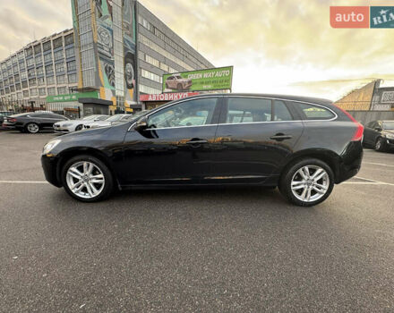 Черный Вольво B60, объемом двигателя 1.98 л и пробегом 235 тыс. км за 13000 $, фото 47 на Automoto.ua