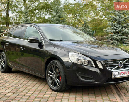 Черный Вольво B60, объемом двигателя 1.56 л и пробегом 240 тыс. км за 12490 $, фото 6 на Automoto.ua