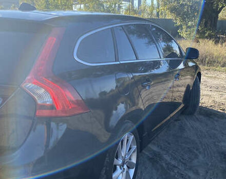 Черный Вольво B60, объемом двигателя 1.97 л и пробегом 252 тыс. км за 13200 $, фото 6 на Automoto.ua