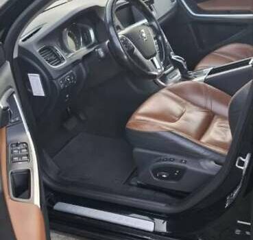 Чорний Вольво B60, об'ємом двигуна 2.4 л та пробігом 315 тис. км за 16400 $, фото 4 на Automoto.ua