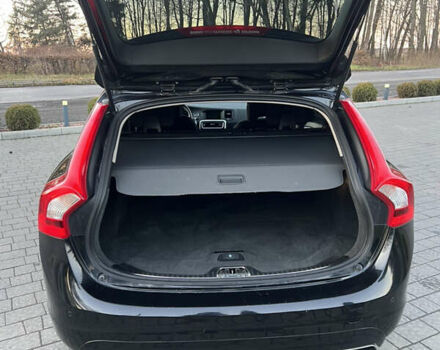 Черный Вольво B60, объемом двигателя 2.4 л и пробегом 235 тыс. км за 15290 $, фото 27 на Automoto.ua