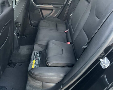 Черный Вольво B60, объемом двигателя 2.4 л и пробегом 235 тыс. км за 15290 $, фото 26 на Automoto.ua