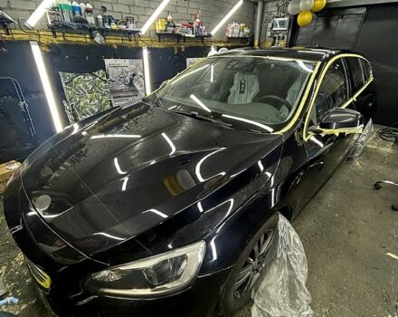 Черный Вольво B60, объемом двигателя 1.9 л и пробегом 188 тыс. км за 15500 $, фото 10 на Automoto.ua