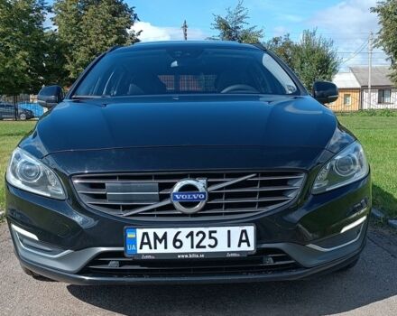 Черный Вольво B60, объемом двигателя 2 л и пробегом 350 тыс. км за 13500 $, фото 1 на Automoto.ua