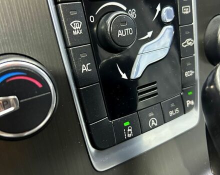 Черный Вольво B60, объемом двигателя 1.9 л и пробегом 188 тыс. км за 15500 $, фото 7 на Automoto.ua