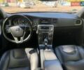 Черный Вольво B60, объемом двигателя 2.4 л и пробегом 230 тыс. км за 10632 $, фото 7 на Automoto.ua