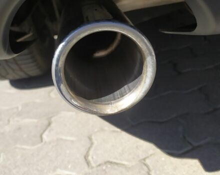 Черный Вольво B60, объемом двигателя 0 л и пробегом 200 тыс. км за 12900 $, фото 7 на Automoto.ua