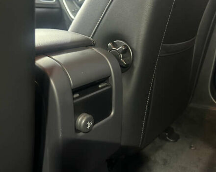 Черный Вольво B60, объемом двигателя 1.97 л и пробегом 261 тыс. км за 15500 $, фото 18 на Automoto.ua