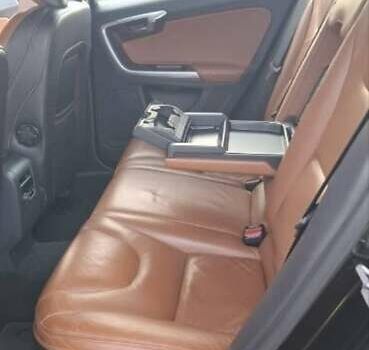 Чорний Вольво B60, об'ємом двигуна 2.4 л та пробігом 315 тис. км за 16400 $, фото 6 на Automoto.ua