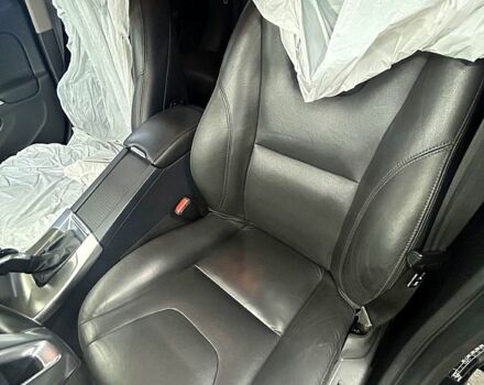 Черный Вольво B60, объемом двигателя 1.9 л и пробегом 188 тыс. км за 15500 $, фото 4 на Automoto.ua