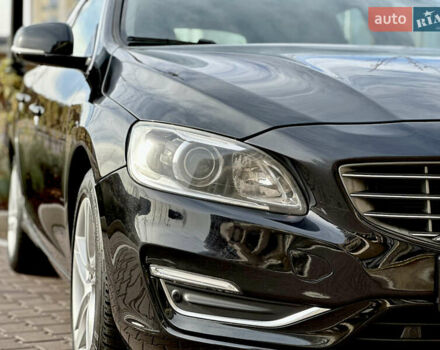 Чорний Вольво B60, об'ємом двигуна 2.4 л та пробігом 230 тис. км за 14990 $, фото 3 на Automoto.ua