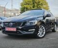 Чорний Вольво B60, об'ємом двигуна 2 л та пробігом 225 тис. км за 16588 $, фото 1 на Automoto.ua