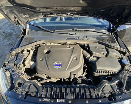 Черный Вольво B60, объемом двигателя 1.97 л и пробегом 252 тыс. км за 13200 $, фото 14 на Automoto.ua