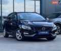 Чорний Вольво B60, об'ємом двигуна 1.6 л та пробігом 243 тис. км за 9990 $, фото 1 на Automoto.ua