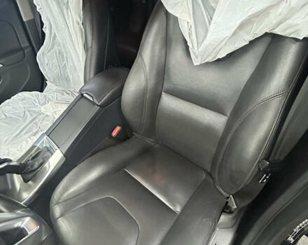 Черный Вольво B60, объемом двигателя 1.97 л и пробегом 261 тыс. км за 15500 $, фото 10 на Automoto.ua