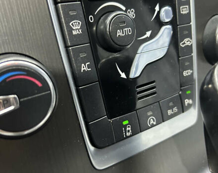 Черный Вольво B60, объемом двигателя 1.97 л и пробегом 261 тыс. км за 15500 $, фото 24 на Automoto.ua