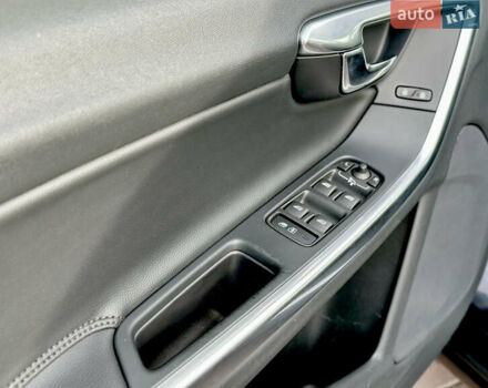 Чорний Вольво B60, об'ємом двигуна 2.4 л та пробігом 230 тис. км за 14990 $, фото 22 на Automoto.ua