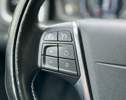 Чорний Вольво B60, об'ємом двигуна 2.4 л та пробігом 230 тис. км за 14990 $, фото 30 на Automoto.ua