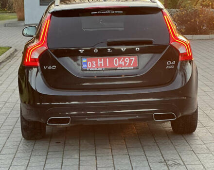 Черный Вольво B60, объемом двигателя 2.4 л и пробегом 235 тыс. км за 15290 $, фото 12 на Automoto.ua