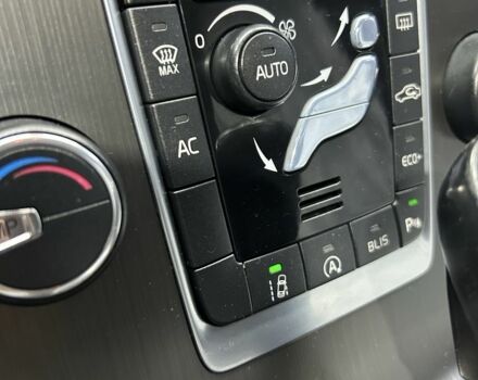 Черный Вольво B60, объемом двигателя 2 л и пробегом 188 тыс. км за 370 $, фото 4 на Automoto.ua