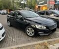 Черный Вольво B60, объемом двигателя 1.6 л и пробегом 250 тыс. км за 12500 $, фото 1 на Automoto.ua