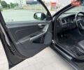 Черный Вольво B60, объемом двигателя 1.97 л и пробегом 290 тыс. км за 13999 $, фото 73 на Automoto.ua