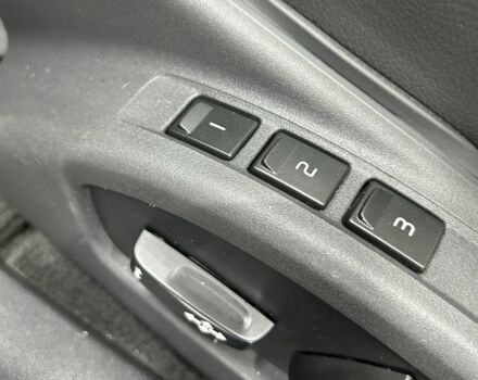 Черный Вольво B60, объемом двигателя 2 л и пробегом 188 тыс. км за 370 $, фото 6 на Automoto.ua