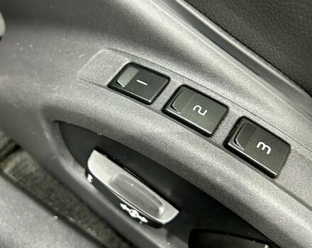 Черный Вольво B60, объемом двигателя 1.9 л и пробегом 188 тыс. км за 15500 $, фото 8 на Automoto.ua