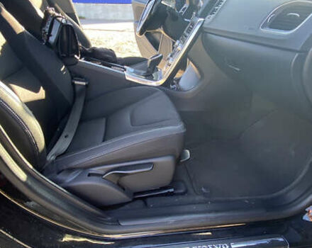 Черный Вольво B60, объемом двигателя 1.97 л и пробегом 252 тыс. км за 13200 $, фото 12 на Automoto.ua