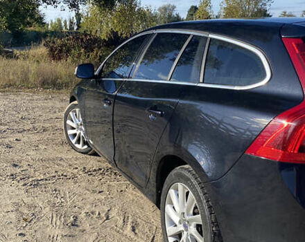 Черный Вольво B60, объемом двигателя 1.97 л и пробегом 252 тыс. км за 13200 $, фото 4 на Automoto.ua