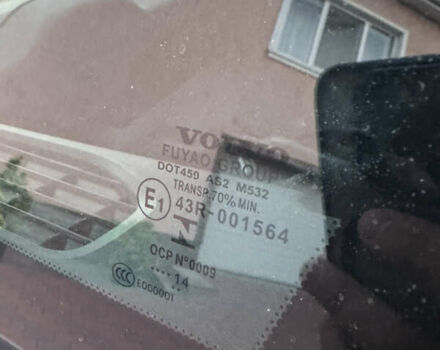 Черный Вольво B60, объемом двигателя 2.4 л и пробегом 249 тыс. км за 14000 $, фото 11 на Automoto.ua