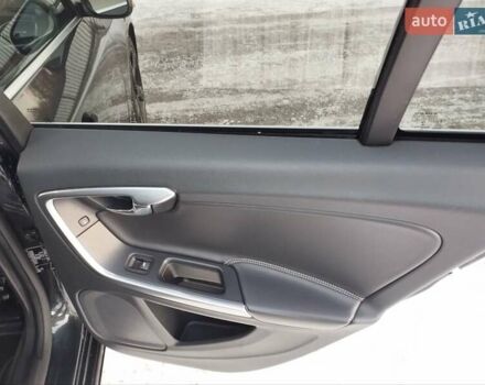 Чорний Вольво B60, об'ємом двигуна 2 л та пробігом 266 тис. км за 13000 $, фото 19 на Automoto.ua