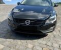 Черный Вольво B60, объемом двигателя 2 л и пробегом 298 тыс. км за 11000 $, фото 1 на Automoto.ua