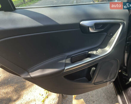 Чорний Вольво B60, об'ємом двигуна 1.97 л та пробігом 224 тис. км за 12800 $, фото 17 на Automoto.ua