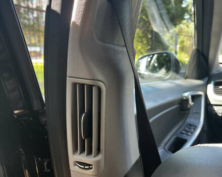 Чорний Вольво B60, об'ємом двигуна 1.97 л та пробігом 224 тис. км за 12800 $, фото 24 на Automoto.ua