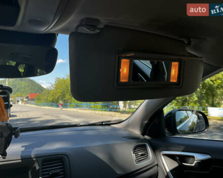 Чорний Вольво B60, об'ємом двигуна 1.97 л та пробігом 224 тис. км за 12800 $, фото 25 на Automoto.ua