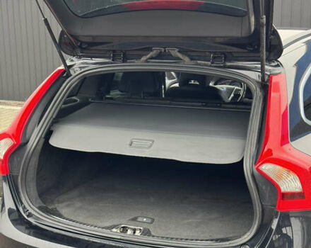 Черный Вольво B60, объемом двигателя 1.56 л и пробегом 246 тыс. км за 13800 $, фото 48 на Automoto.ua