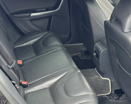 Черный Вольво B60, объемом двигателя 1.56 л и пробегом 246 тыс. км за 13800 $, фото 43 на Automoto.ua