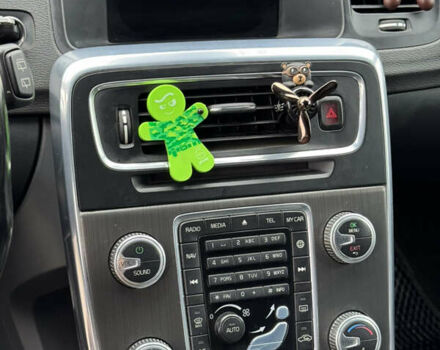 Черный Вольво B60, объемом двигателя 1.56 л и пробегом 246 тыс. км за 13800 $, фото 32 на Automoto.ua