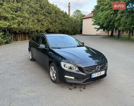Черный Вольво B60, объемом двигателя 1.56 л и пробегом 211 тыс. км за 11400 $, фото 3 на Automoto.ua